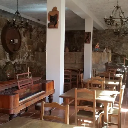 Casa Do Abade - Solar De Goujoim Landhuis Armamar